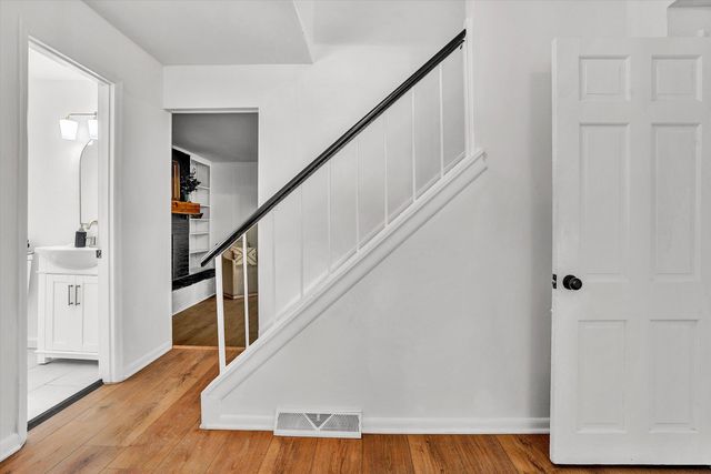 907 Hunting Ridge RD, Martinsville, VA 24112