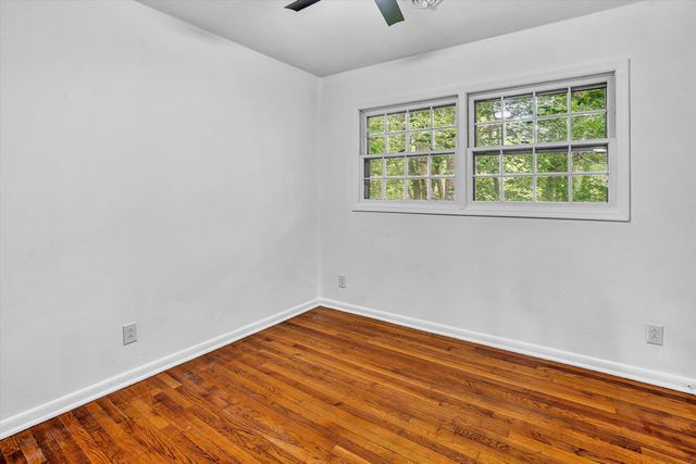 907 Hunting Ridge RD, Martinsville, VA 24112