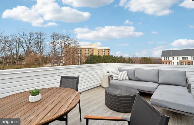 2166 HENSON NORRIS ST, Rockville, MD 20850