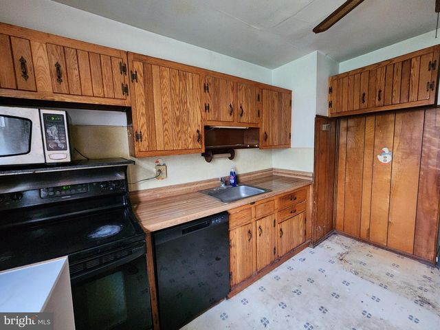 819 OLD HARMONY RD, Newark, DE 19711