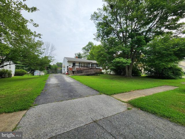 819 OLD HARMONY RD, Newark, DE 19711