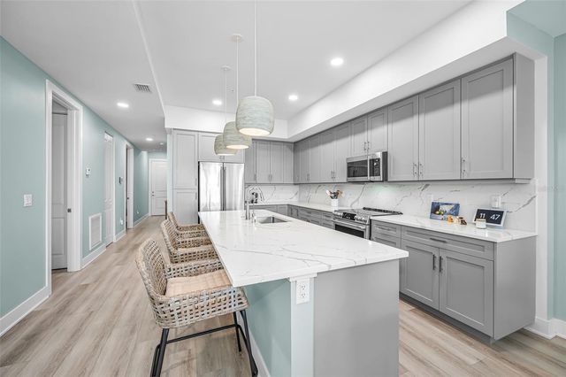 400 150TH AVENUE 207, Madeira Beach, FL 33708