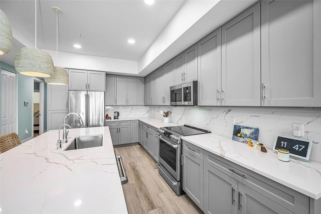 400 150TH AVENUE 207, Madeira Beach, FL 33708