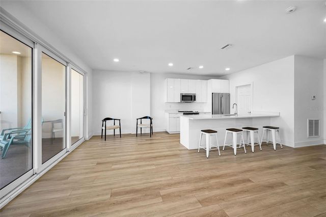 400 150TH AVENUE 207, Madeira Beach, FL 33708