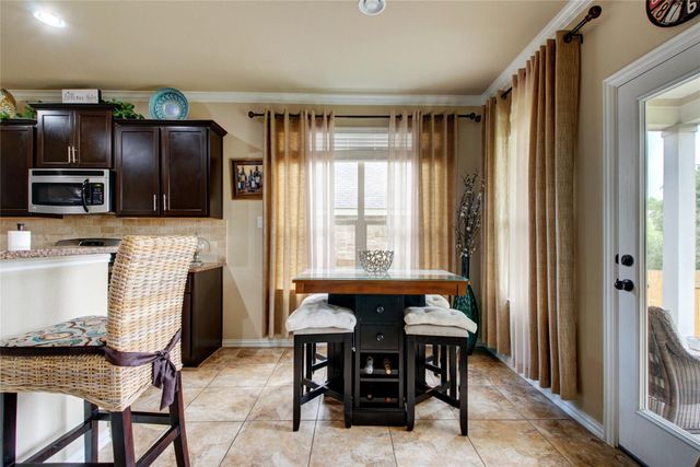 2004 Autumn Run LN, Round Rock, TX 78665