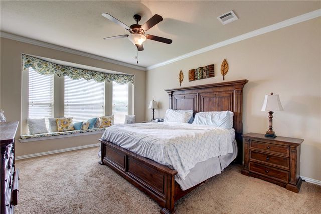 2004 Autumn Run LN, Round Rock, TX 78665