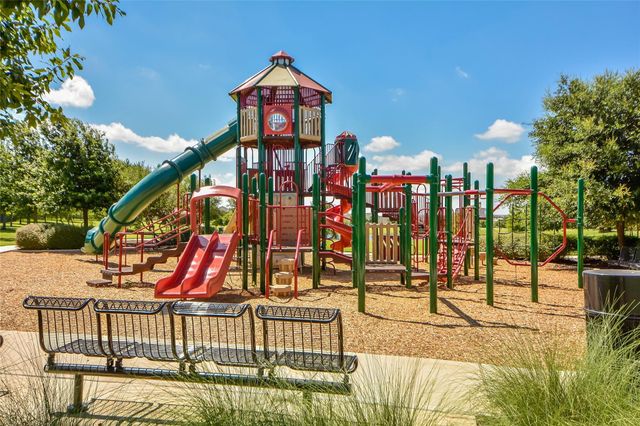 2004 Autumn Run LN, Round Rock, TX 78665