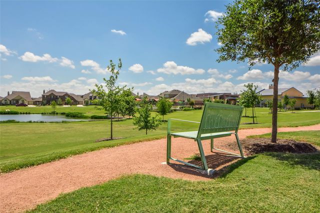 2004 Autumn Run LN, Round Rock, TX 78665