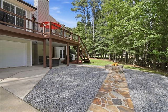 3663 Walden Lane, Acworth, GA 30102