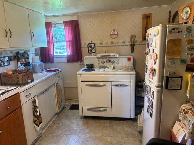 711 Spring Street, Grinnell, IA 50112