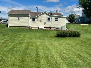 711 Spring Street, Grinnell, IA 50112