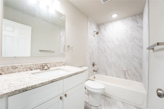 1020 Springview Lane, Mabank, TX 75147