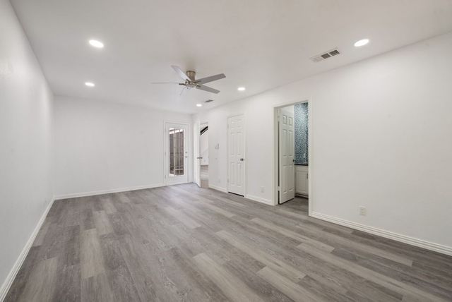 6215 Post Oak Terrace, Fort Worth, TX 76112