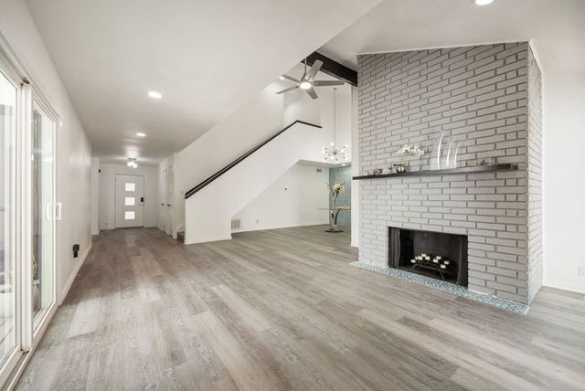 6215 Post Oak Terrace, Fort Worth, TX 76112