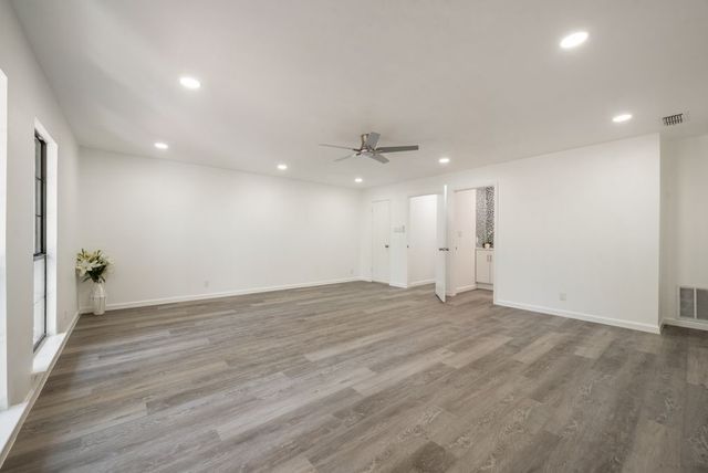6215 Post Oak Terrace, Fort Worth, TX 76112