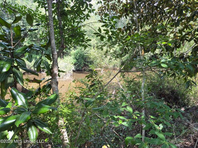 13756 River Road, Gulfport, MS 39503