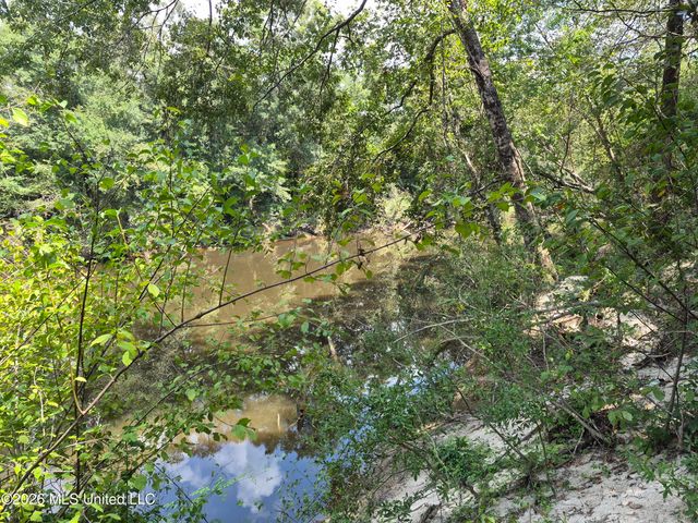 13756 River Road, Gulfport, MS 39503