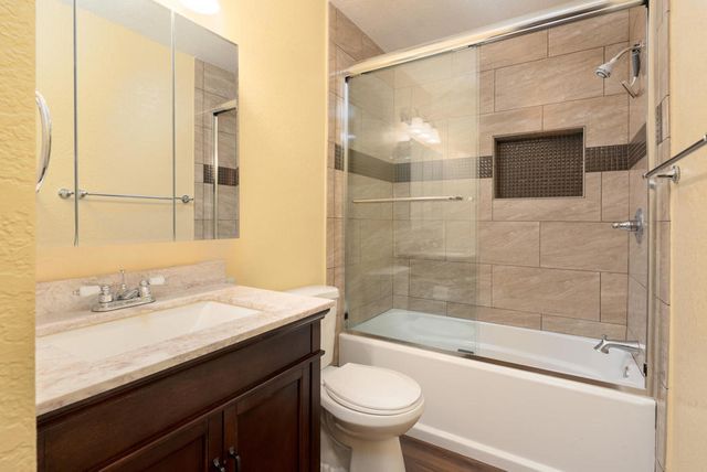 343 W Mariscal Road, Palm Springs, CA 92262