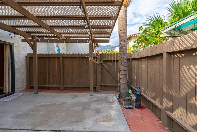 343 W Mariscal Road, Palm Springs, CA 92262