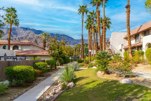 343 W Mariscal Road, Palm Springs, CA 92262