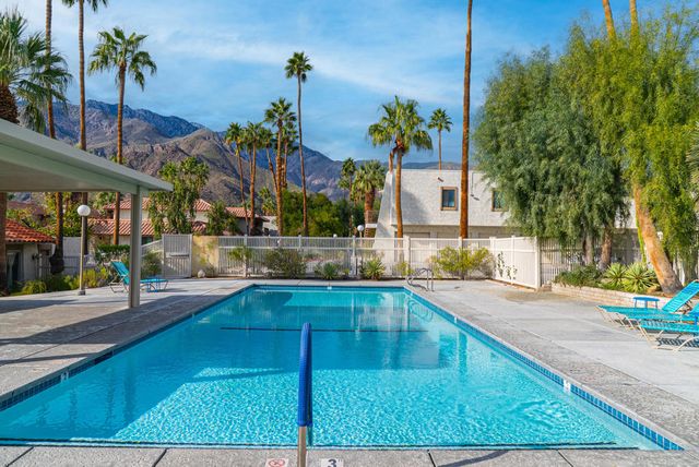 343 W Mariscal Road, Palm Springs, CA 92262