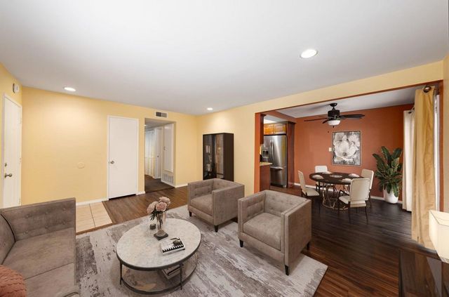 343 W Mariscal Road, Palm Springs, CA 92262