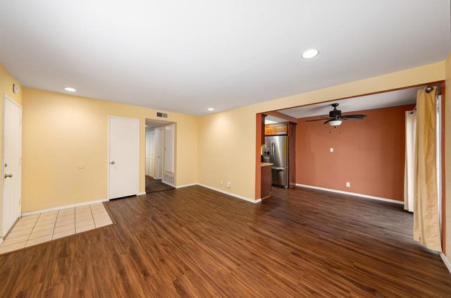 343 W Mariscal Road, Palm Springs, CA 92262