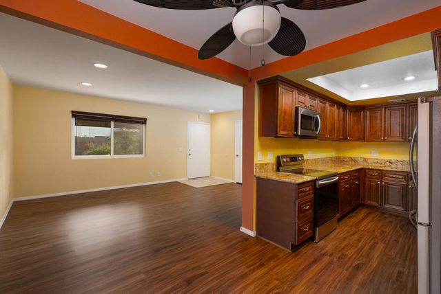 343 W Mariscal Road, Palm Springs, CA 92262