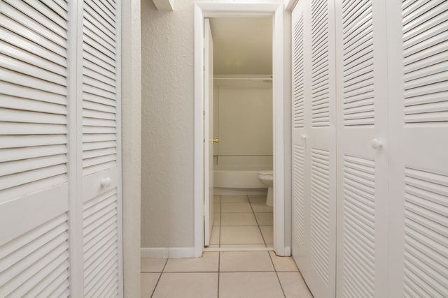 2771 Riverside Drive 109-A, Coral Springs, FL 33065