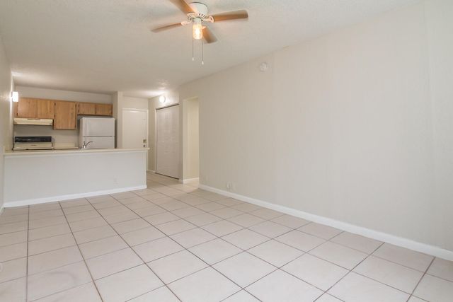 2771 Riverside Drive 109-A, Coral Springs, FL 33065