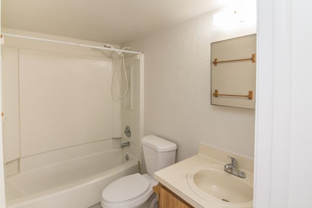 2771 Riverside Drive 109-A, Coral Springs, FL 33065