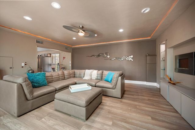 4505 Lake Park Drive, Arlington, TX 76016