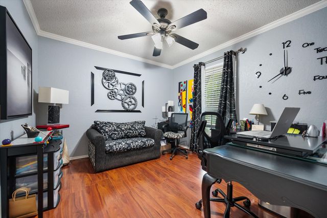4505 Lake Park Drive, Arlington, TX 76016