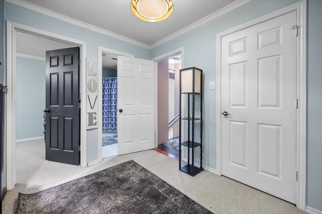 4505 Lake Park Drive, Arlington, TX 76016