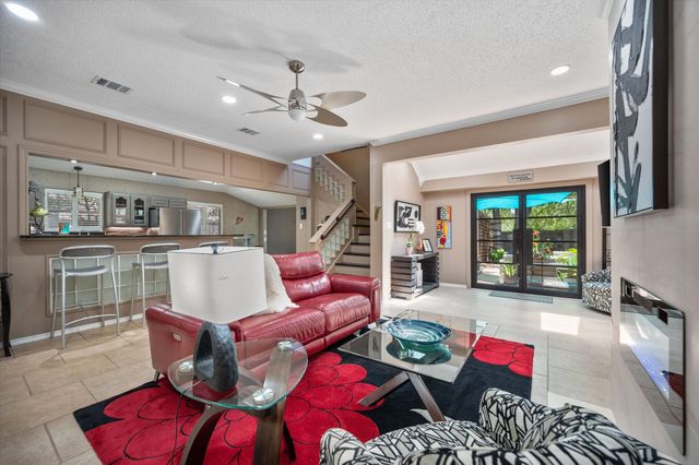 4505 Lake Park Drive, Arlington, TX 76016