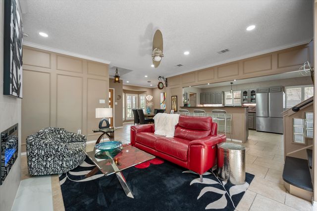 4505 Lake Park Drive, Arlington, TX 76016