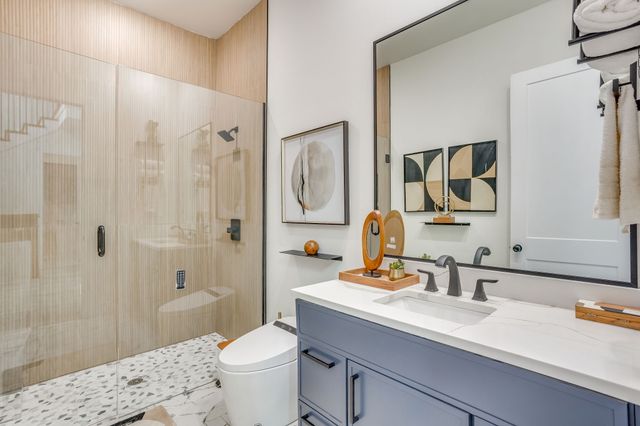 301 Paint Pony Trail N, Fort Worth, TX 76108
