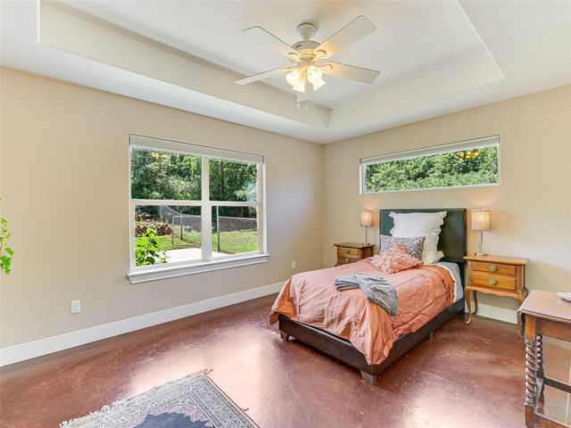 167 Manawianui DR, Bastrop, TX 78602