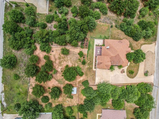 167 Manawianui DR, Bastrop, TX 78602