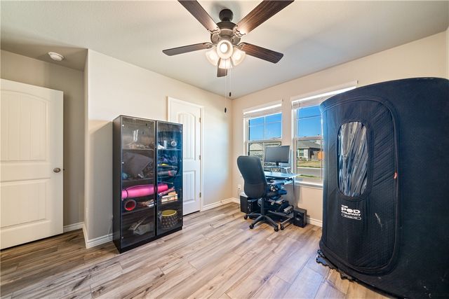 7609 Bayley Lane, Corpus Christi, TX 78414