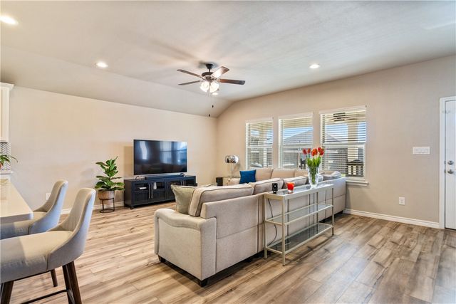 7609 Bayley Lane, Corpus Christi, TX 78414