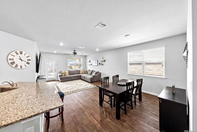 117 Pronghorn Cir, San Marcos, TX 78666