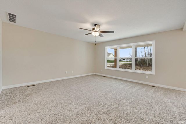 4805 Falcon Parkway, New Haven, IN 46774