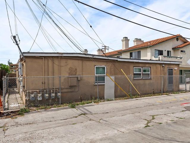 4669 4673 Felton Street, San Diego, CA 92116