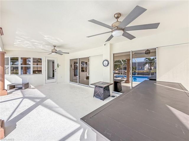 2030 SE 6th LN, Cape Coral, FL 33990