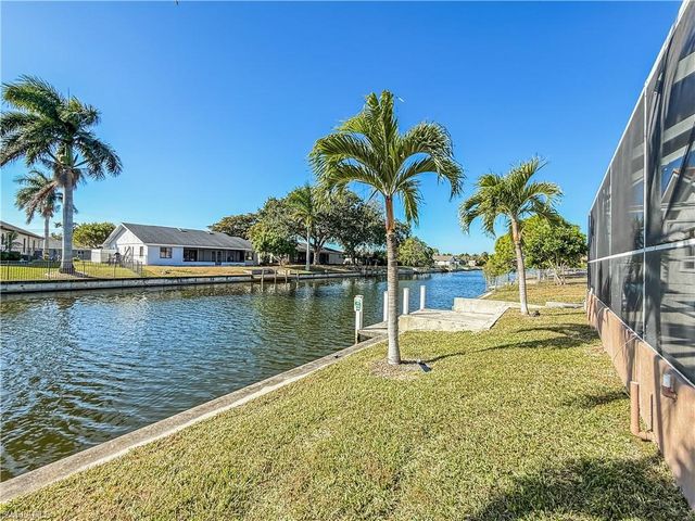 2030 SE 6th LN, Cape Coral, FL 33990