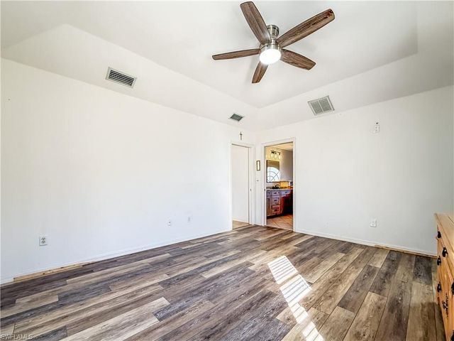 2030 SE 6th LN, Cape Coral, FL 33990