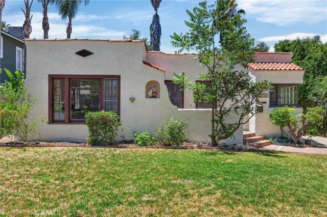 3956 Beechwood, Riverside, CA 92506