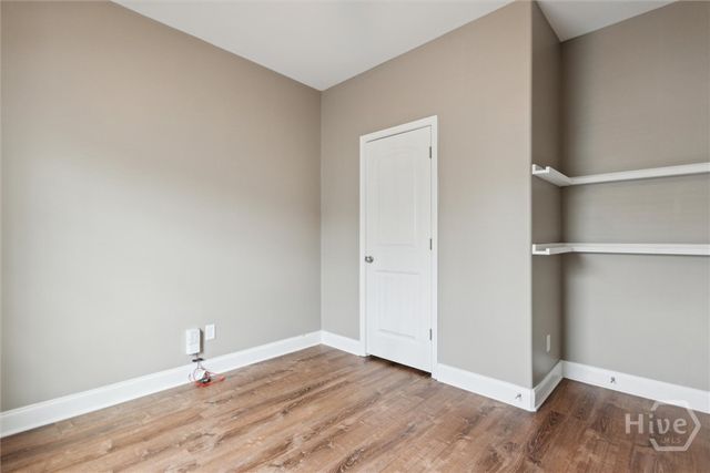 151 Waverly Way, Savannah, GA 31407