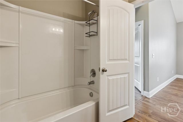 151 Waverly Way, Savannah, GA 31407